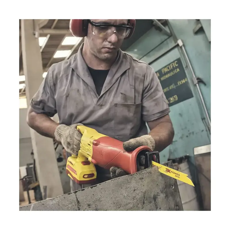 Starrett Bi-Metall- und Hartmetall-Sägeblätter Säbel-Sortimentspaket - KRB12-A - HOLZ, METALL, MEHRZWECK und SCHWERZERSPANUNG (12 Blätter)